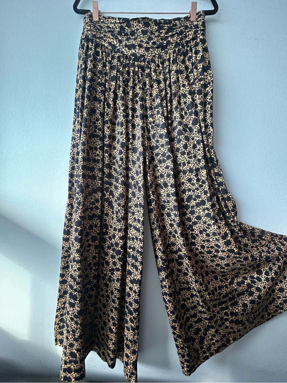 Anthropologie Wide Leg Pants in Black and Beige Floral Print